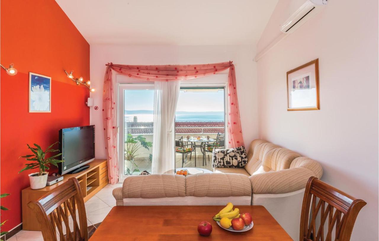 Amazing Apartment In Makarska With Wifi Extérieur photo